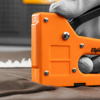 Мебельный пластиковый степлер SPARTA со скобами 100 шт., тип скобы 53, 4-8 мм 42001