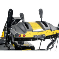 Снегоуборочная машина CHAMPION STT1170E