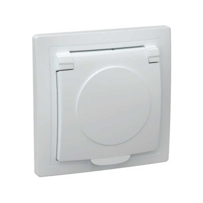 Розетка GENERICA КВАРТА х1 с/з с крышкой бел. ERK15-K01-16-DM