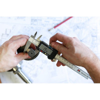 Цифровой штангенциркуль ADA Mechanic 150 А00379