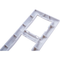 Горизонтальная 4-х местная рамка, белая UNIVersal Севиль C0046