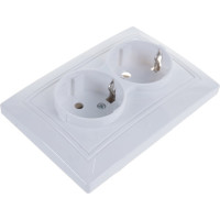 Двойная розетка с заземлением, белая UNIVersal Севиль С0128