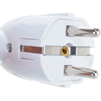 Угловая вилка с ушком, с/з, белая 16А 250В UNIVersal А112