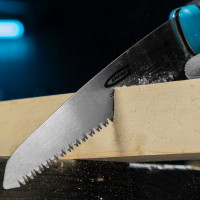 Пила по дереву GROSS PIRANHA складная, для кэмп.и сада, 150 мм, 9-10TPI, зуб 3D, подкал.зуб, 2-ком.рук. 23616