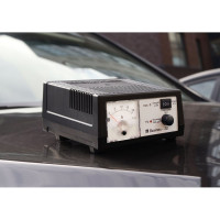 Зарядное устройство Вымпел -30 (автомат, 0-20А, 14.8/16/18 В, стрелочный амперметр) 2009