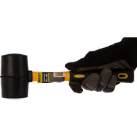Чёрная резиновая киянка STAYER 450 г 2054-65