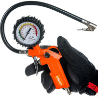 Пистолет с манометром для подкачки шин Кратон TIG-01 3 01 02 034