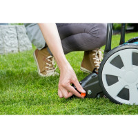 Барабанная механическая газонокосилка Gardena 330 Classic 04027-20.000.00