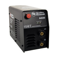 Инверторный аппарат электродной сварки QUATTRO ELEMENTI A 220 248-535