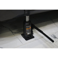 Бутылочный гидравлический домкрат 6 т, высота 183-360 WIEDERKRAFT WDK-81060