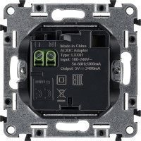 Зарядное устройство Legrand Valena LIFE с двумя USB-разьемами 240В/5В 1500мА.С лицевой панелью.Белое 753412
