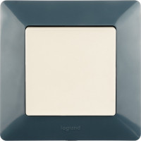 Выключатель Legrand Valena LIFE  10АХ 250В с лицевой панелью.Безвинтовые зажимы.Слоновая кость 752501