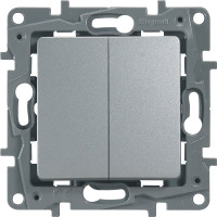 Переключатель Legrand двухклавишный Legrand Etika 10A 250В безвинтовые зажимы алюминий 672412
