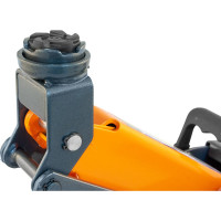 Подкатной домкрат с фиксатором в кейсе Ombra OHT225C 2.5 т 140-387 мм 55762 055762