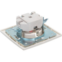 Розетка LEZARD MIRA с защитой от детей керамика крем со вставкой 701-0303-124