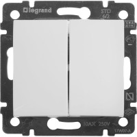 Переключатель Legrand двухклавишный Legrand Valena 10А 250В схема 6/2 безвинтовые зажимы белый 774408