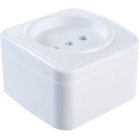 Розетка Intro 320101 2P, 16А, 250В, IP20, ОУ, Polo, белый Б0036097