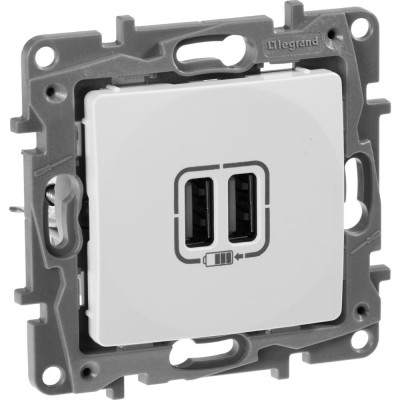 Legrand Зарядное устройство USB тип А / тип А Legrand Etika 3000мА 15Вт белый 672294