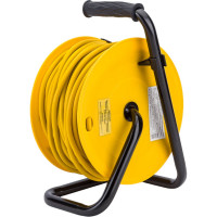 Катушка с термозащитой IEK "Industrial" УК30 4 места, 2Р+PЕ, 30м, 3х1,5 мм2 WKP15-16-04-30