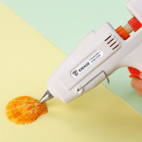 Клеевой термопистолет DEKO DKGG100 100Вт, SET4, подставка, набор клеевых стержней 063-4971