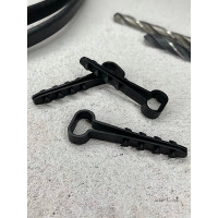 Дюбель-хомут DM PLAST 6-12 для плоского кабеля, чёрный 100шт dx6-12-1dm