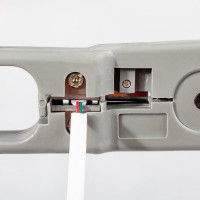 Инструмент для зачистки и обрезки витой пары КВТ КС-501 84826