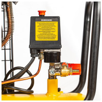 Воздушный компрессор с ременным приводом DENZEL BCV2200/100 2.2 кВт, 100 литров, 370 л/мин 58110