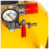 Воздушный компрессор с ременным приводом DENZEL BCV2200/100 2.2 кВт, 100 литров, 370 л/мин 58110