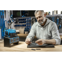 Набор отверток и бит HOEGERT TECHNIK 114 пр, сталь S2 HT1S099