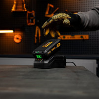 Батарея аккумуляторная IB-18-2.0 (2.0 Ач; 18 В; Li-Ion) Denzel 28433