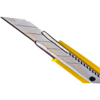 Технический нож FIT 9 мм усиленный пластиковый 10210