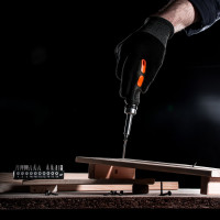 Отвертка ЕРМАК реверсивная, адаптер 1/4, биты: SL4,SL5.5,SL6.5,PH1,PH2,PZ1,PZ2,TORX10,TORX15,TORX20 651-197