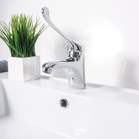 Хирургический смеситель для раковины Ekko E10054