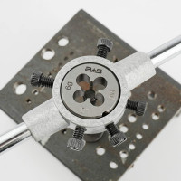 Набор ручных метчиков и плашек GSR A+S DIN 352/ 25x9 M3-M12 32 предмета S504AS70