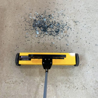 Магнитный сборщик на колесах с системой очистки Подборщик Проф-Магнит 500-С125