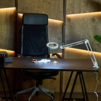 Настольная светодиодная лампа Uniel White/LED/300Lm/2700-5500K/Dimmer/X5 TLD-568 UL-00007386