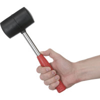 Резиновая киянка INTERTOOL 680г. 75 мм, черная резина, металлическая ручка HT-0232