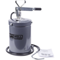 Нагнетатель масла с ручным приводом KraftWell 10 л KRW1795A