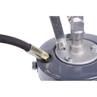 Нагнетатель солидола с ручным приводом KraftWell 5 л KRW1797B