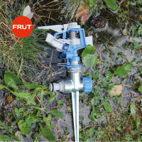 Импульсный разбрызгиватель на металлической пике FRUT 403075-1