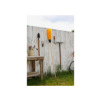 Метла СИМАЛЕНД Дорогая с черенком 1305808