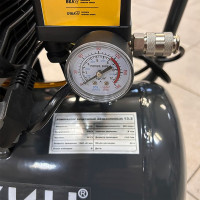 Воздушный безмасляный компрессор 24л Сорокин ресивер 13.2