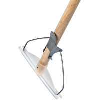 Швабра РемоКолор лентяйка, деревянная ручка, пластиковое основание, 195 мм 60-2-205