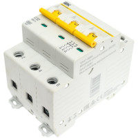 Автоматический выключатель IEK ВА47-60M 3Р 32А 6кА С MVA31-3-032-C