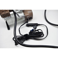 Автомобильный портативный компрессор Качок К50 LED