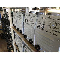 Сварочный аппарат Профессионал инверторный 220-ПН 986531