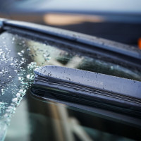 Щетка стеклоочистителя 700 мм, 28", гибридная, 3 адаптера Airline AWB-H-700