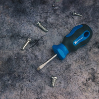 Короткая шлицевая отвертка NORGAU 4х38 мм тип N152 062009240