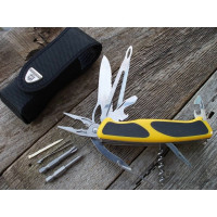 Нож Victorinox RangerGrip Boatsman 0.9798.MWC8 130 мм, 21 функция, желтый