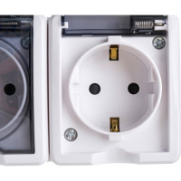 Розетка ЭРА 11-2406-01 3х2P E IP54, шторки, 16A-250В, ОУ, белый Б0020722